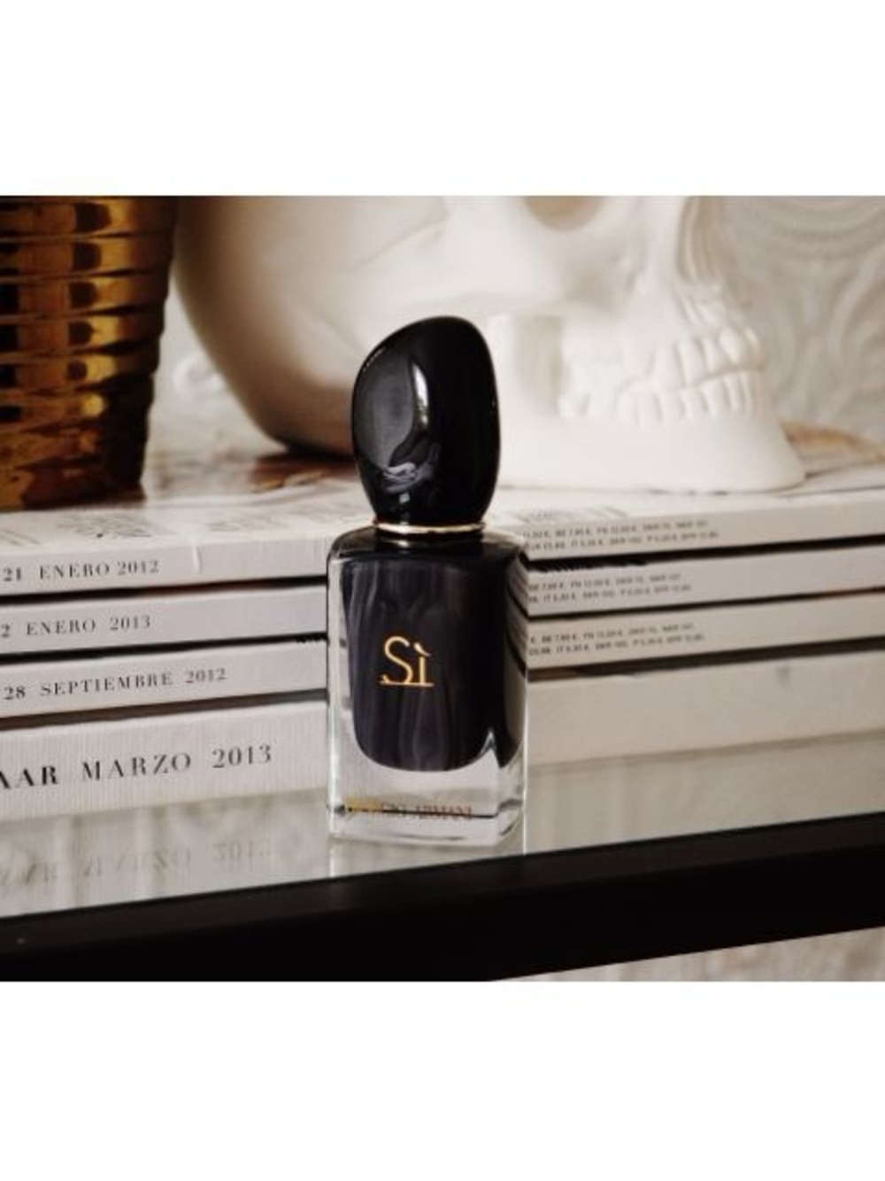 Giorgio Armani Si Intense - Black and Gold Accents - Picture 6 of 6